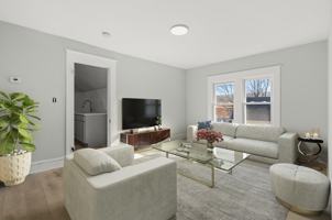 featured image of 50 Hillside Pl #2