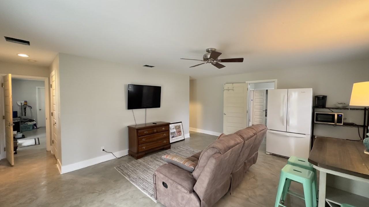 91 Canton Rd - Photo 3 of 39