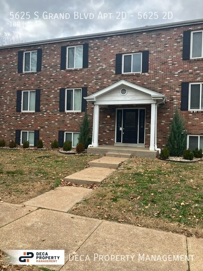 5625 S Grand Blvd Apt 2d
