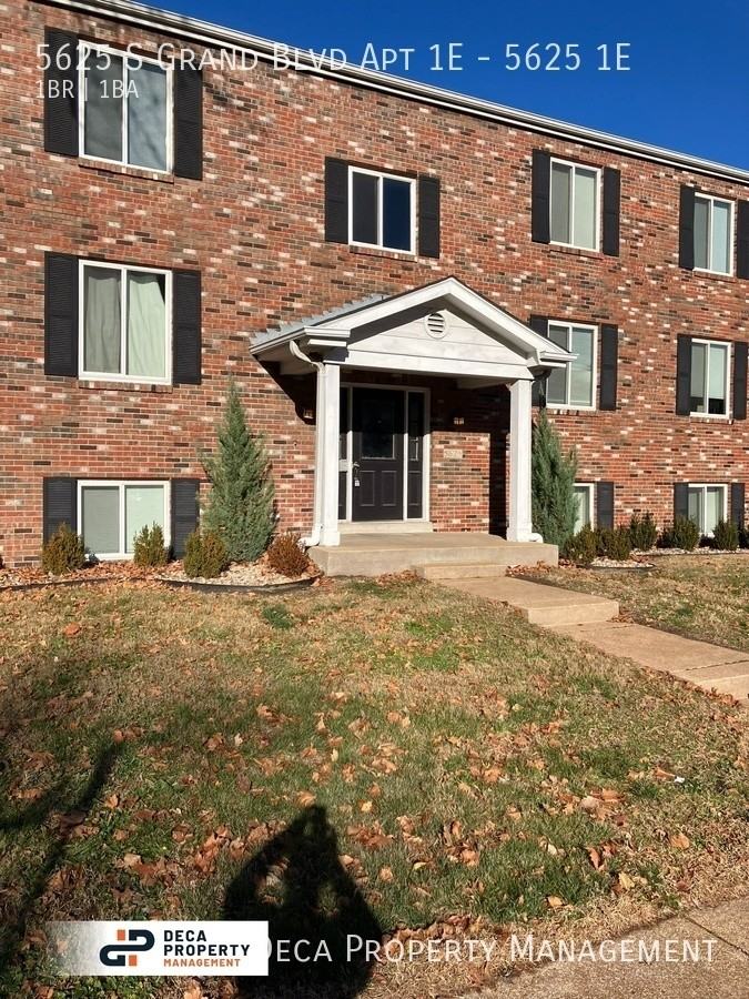 5625 S Grand Blvd Apt 1e