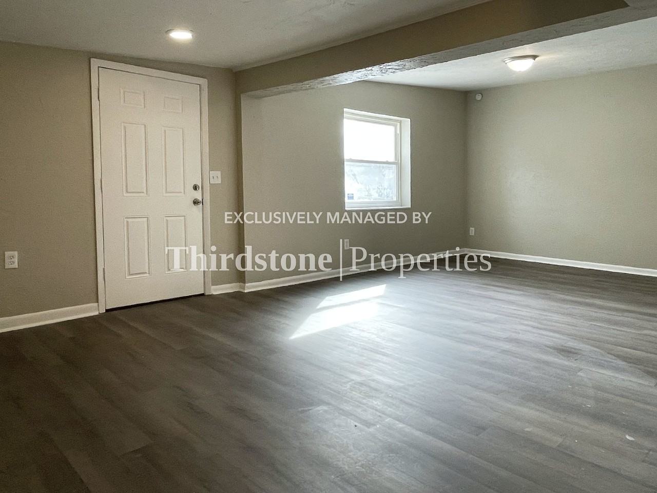 10452 Pinehurst Dr - Photo 2 of 23