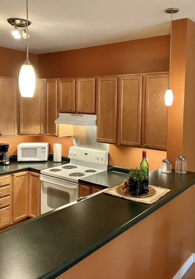 370 Farrell Street #1 - Photo 3 of 10