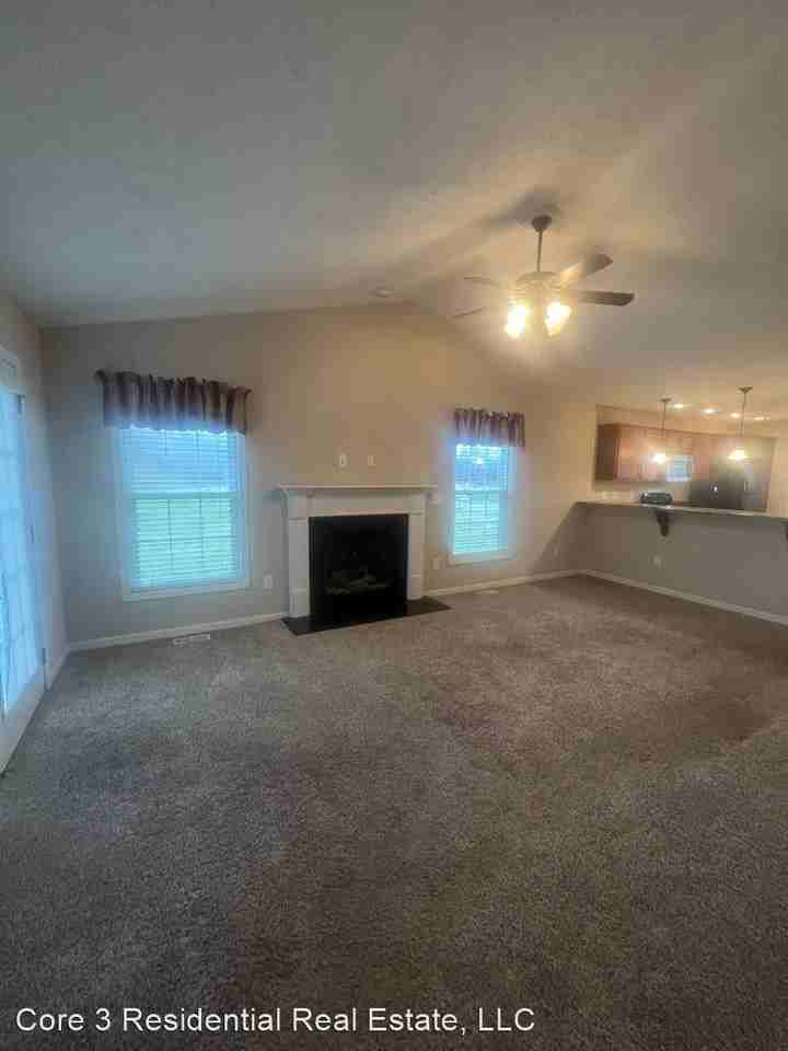 Ravina Drive. Duplex Units - Photo 3 of 14