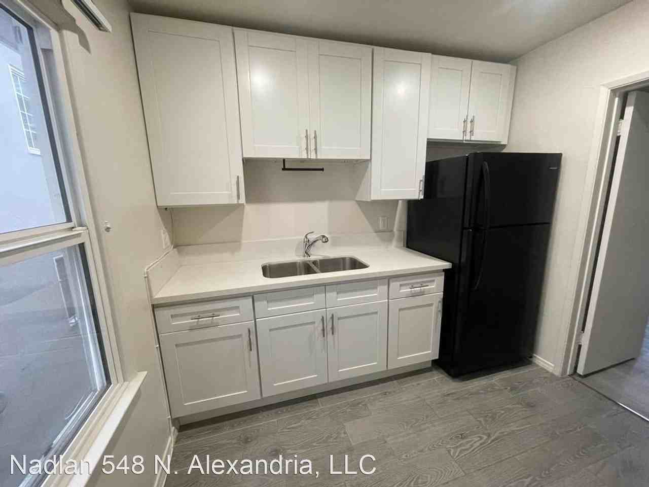 548 N. Alexandria - Photo 3 of 14