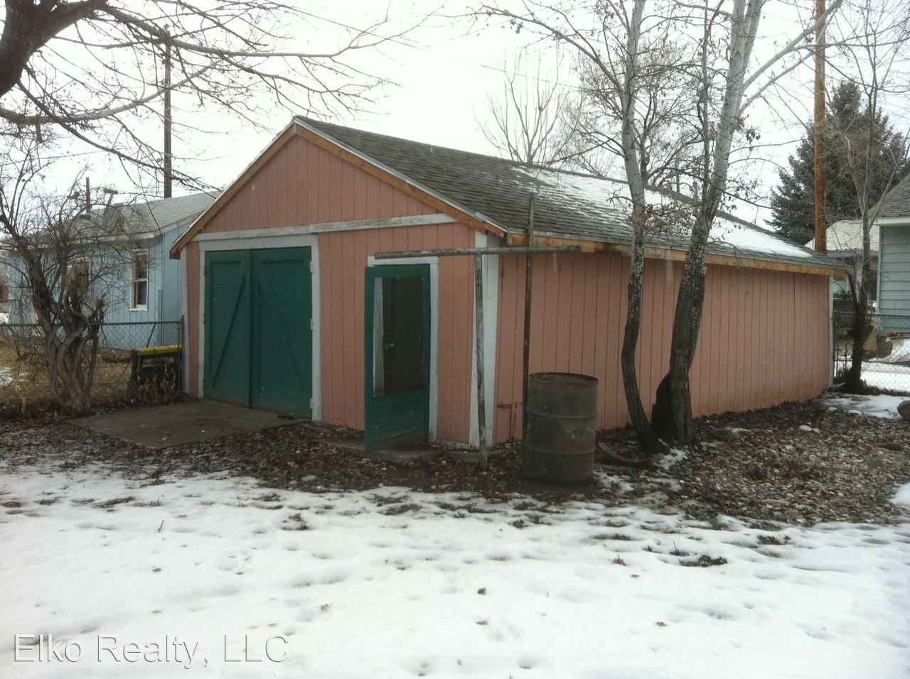 908 Cedar St - Photo 2 of 10