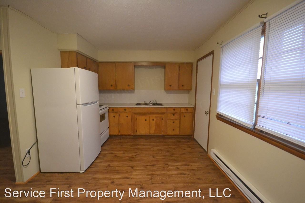 420-426 W South St - Photo 3 of 7