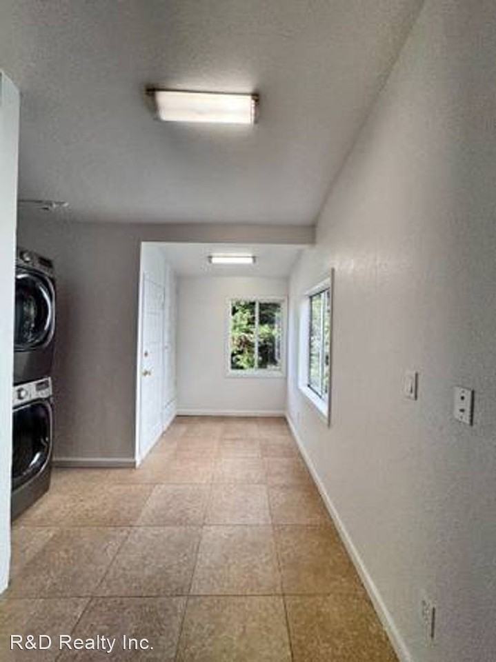 3370-3374 16th St. - Photo 3 of 15