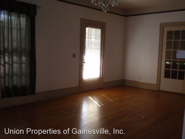 644 Ne 9th Ave - Photo 3 of 7