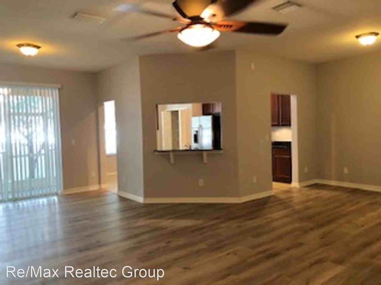 1506 Hillview Ln - Photo 2 of 13