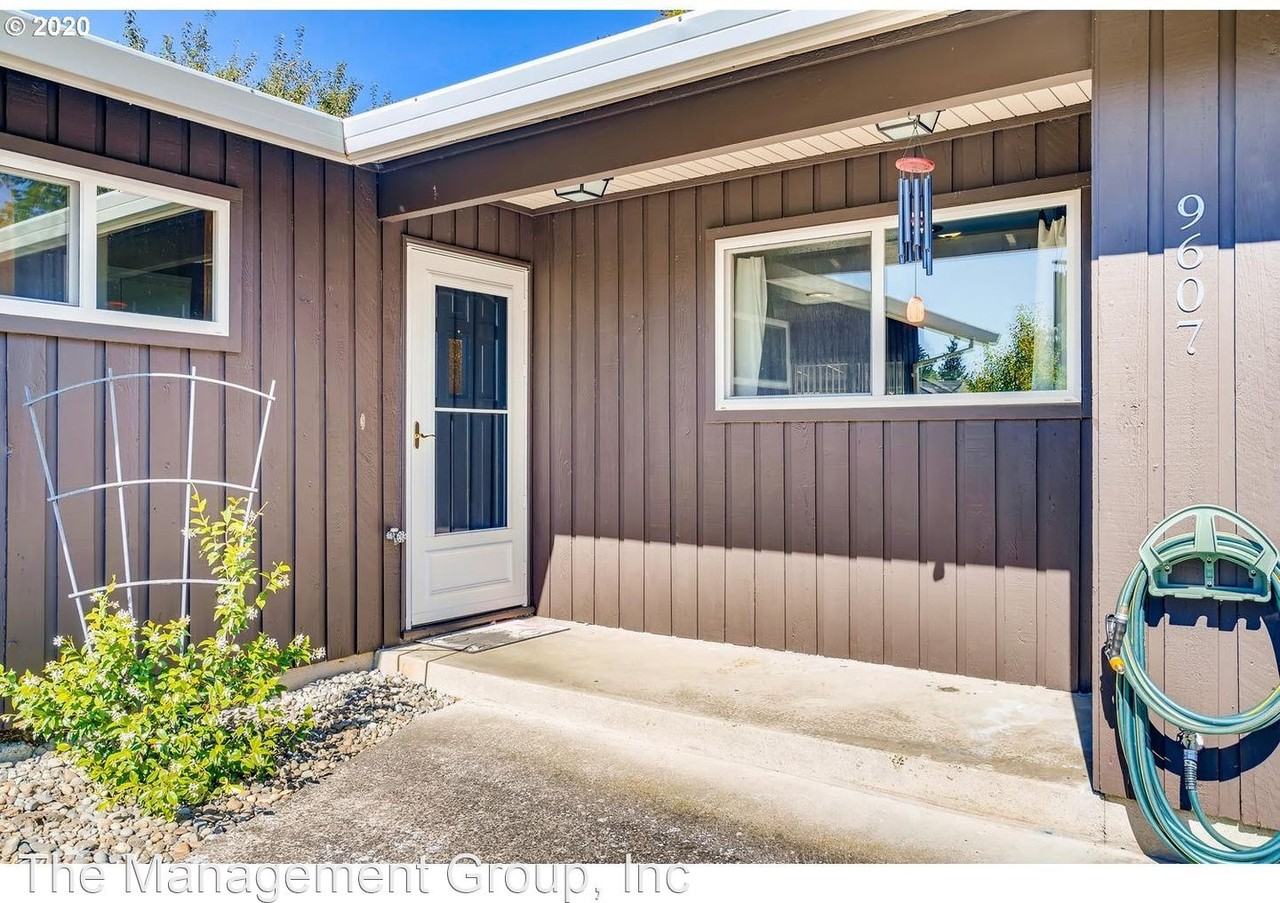 9607 Nw 25th Ave - Photo 2 of 24