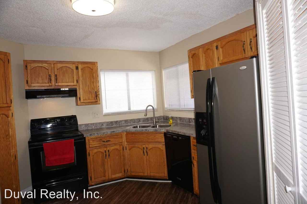 1161 Romaine Cir W - Photo 3 of 12