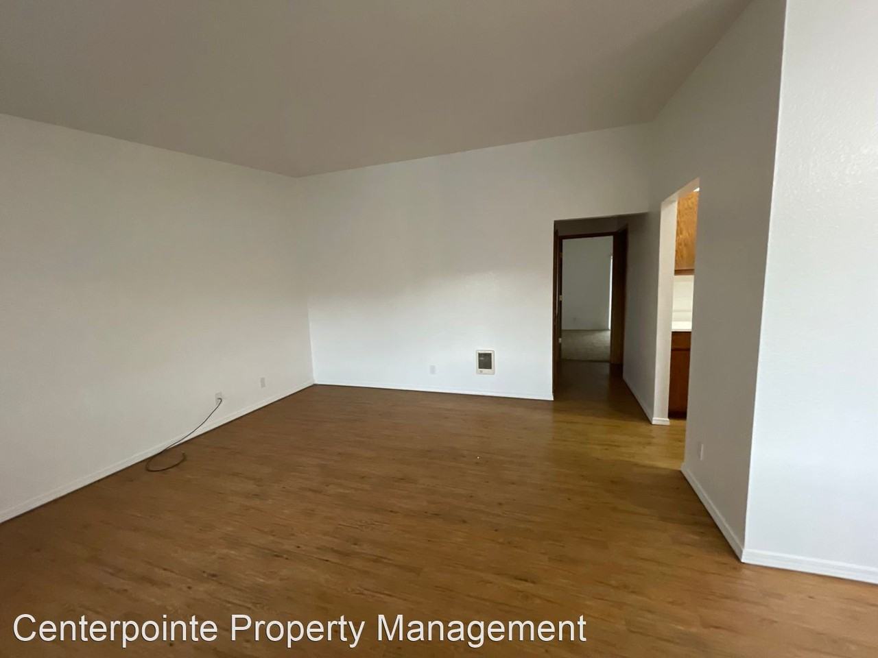 427 NE Miguel St, - Photo 2 of 13