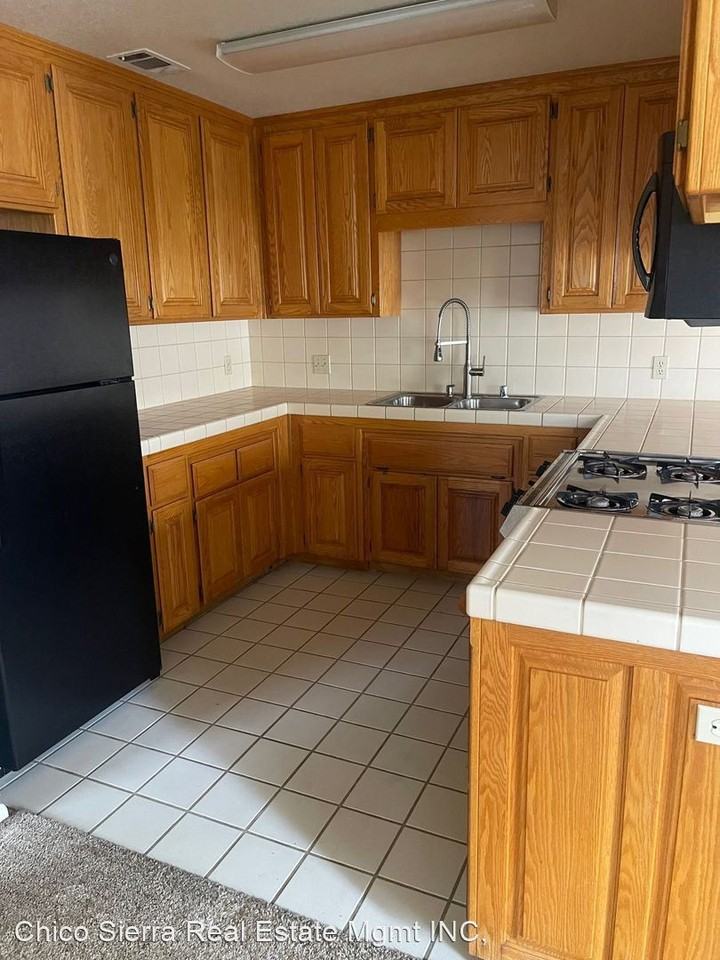 Tom Polk Ave - Photo 3 of 11