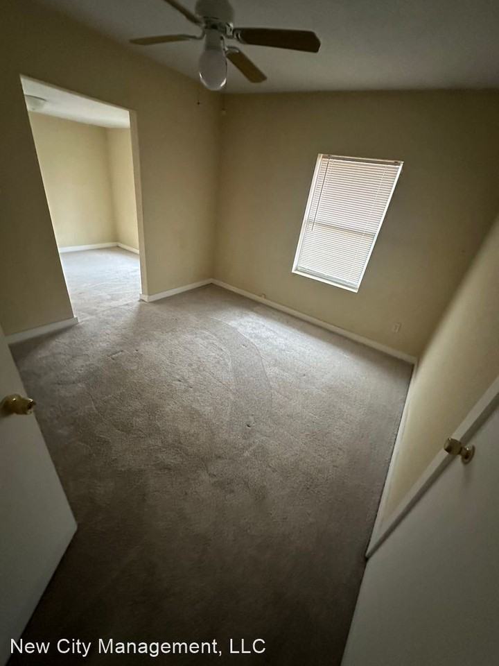 3615 Woodland Ave - Photo 3 of 19
