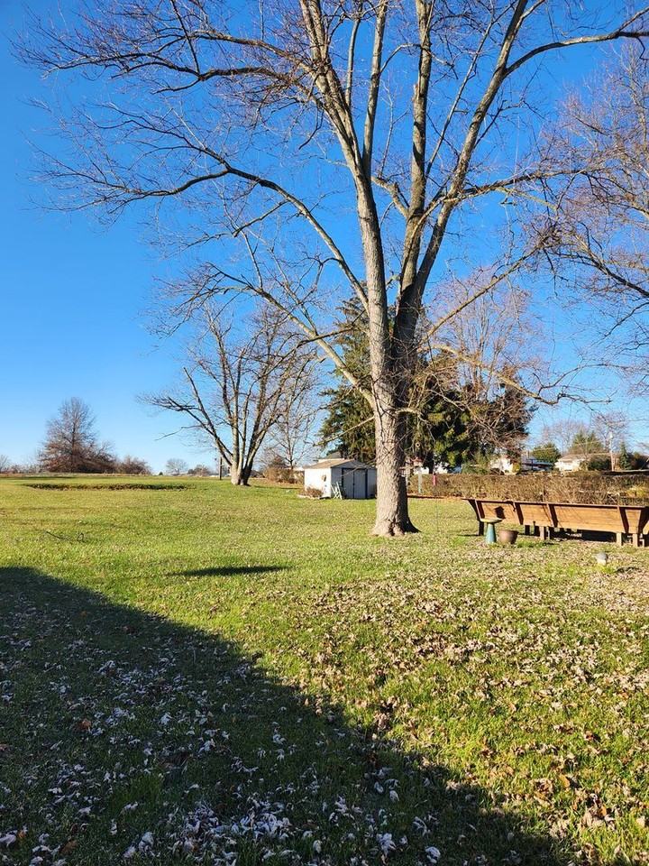 2862 Mayfield Dr - Photo 2 of 3