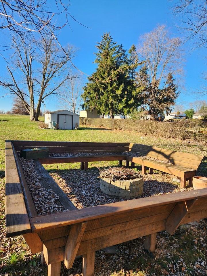 2862 Mayfield Dr - Photo 3 of 3