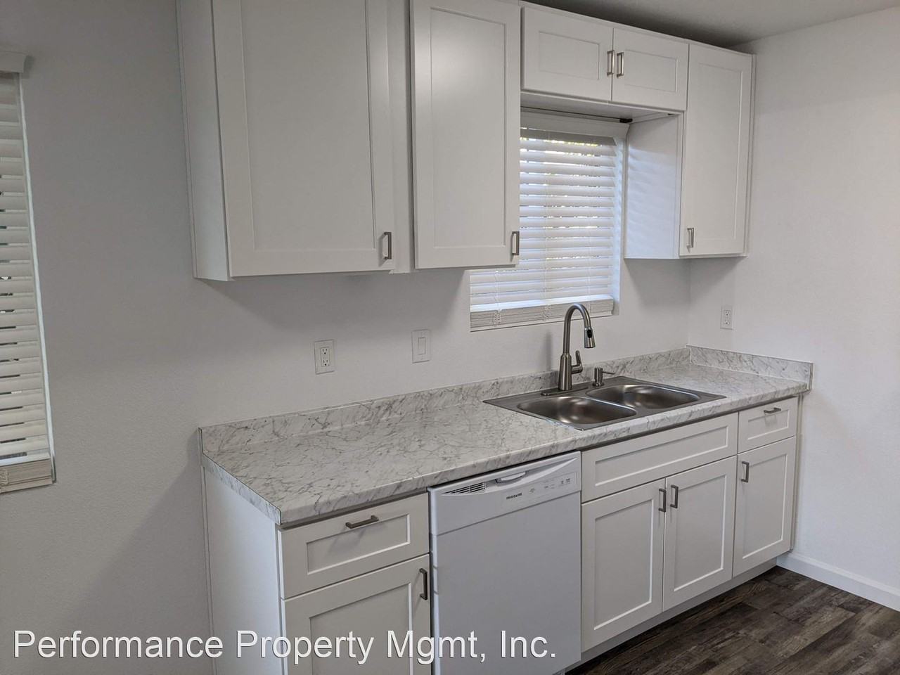 3000-3006 W Walnut Ave - Photo 3 of 16