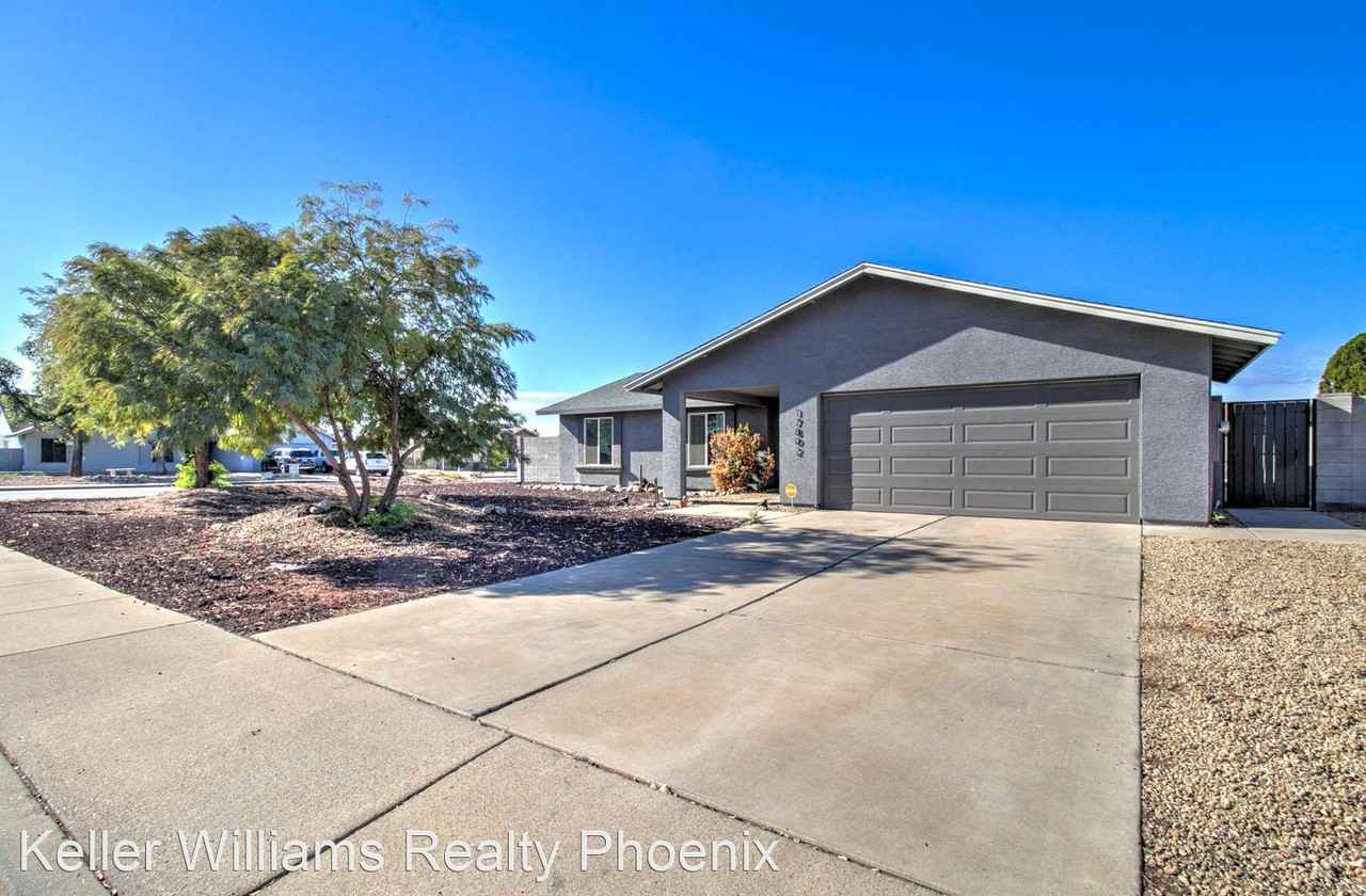 17802 N 41st Ave - Photo 2 of 42