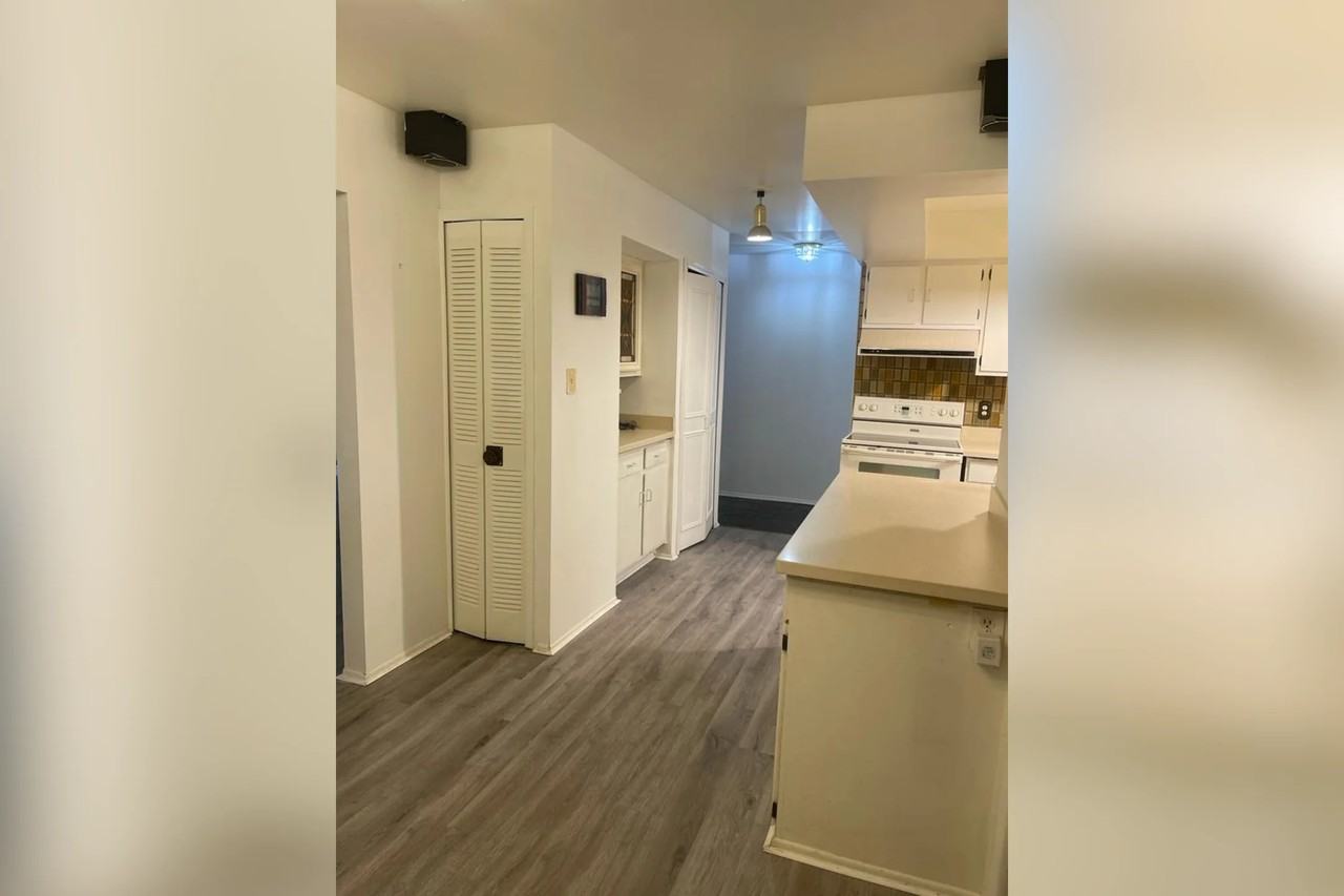 27912 San Francisco St - Photo 2 of 12