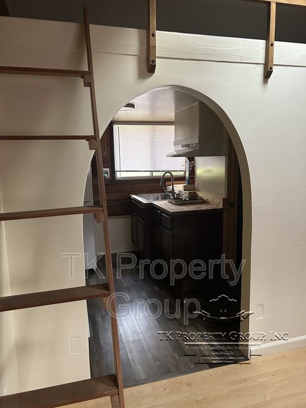 14162 Lake Wildwood Dr - Photo 3 of 11