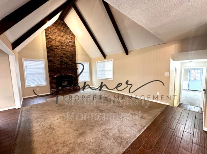 10615 E Bannister Rd - Photo 3 of 18