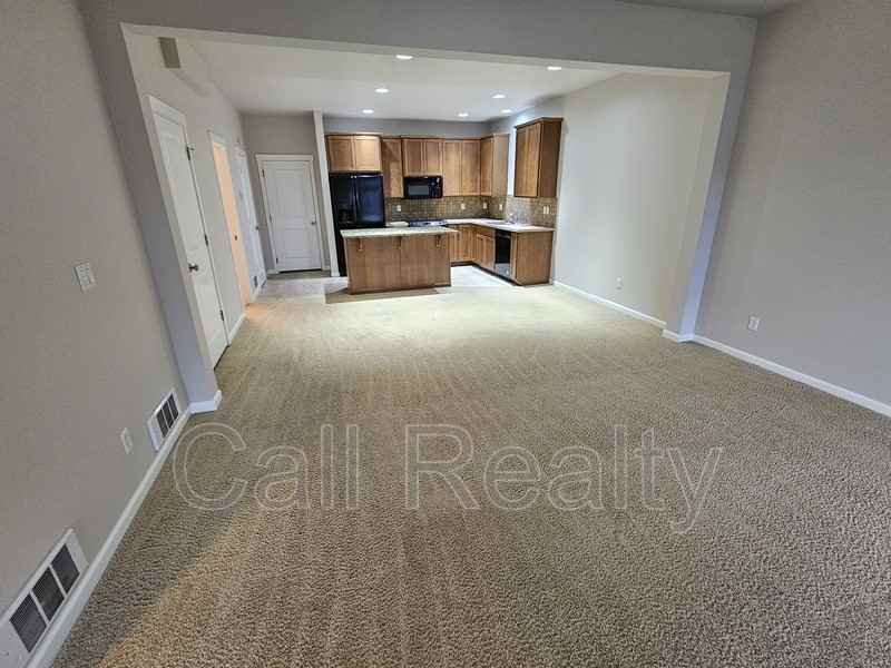 2200 N Country Vista Blvd - Photo 2 of 13