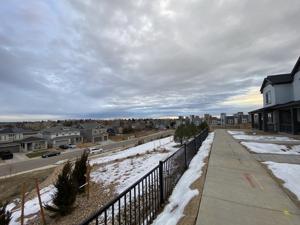 11331 W Grand Dr - Photo 3 of 27