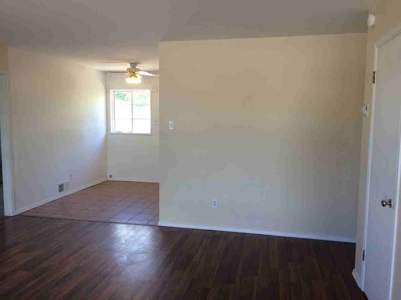 10116 Matthew Ave Ne - Photo 2 of 31