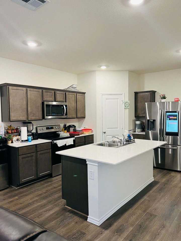 3722 Pronghorn Ln - Photo 3 of 9