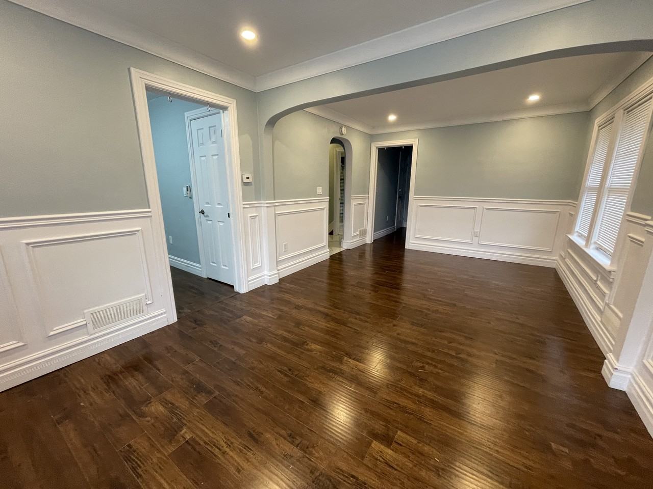 1648 Lincoln Rd - Photo 2 of 32