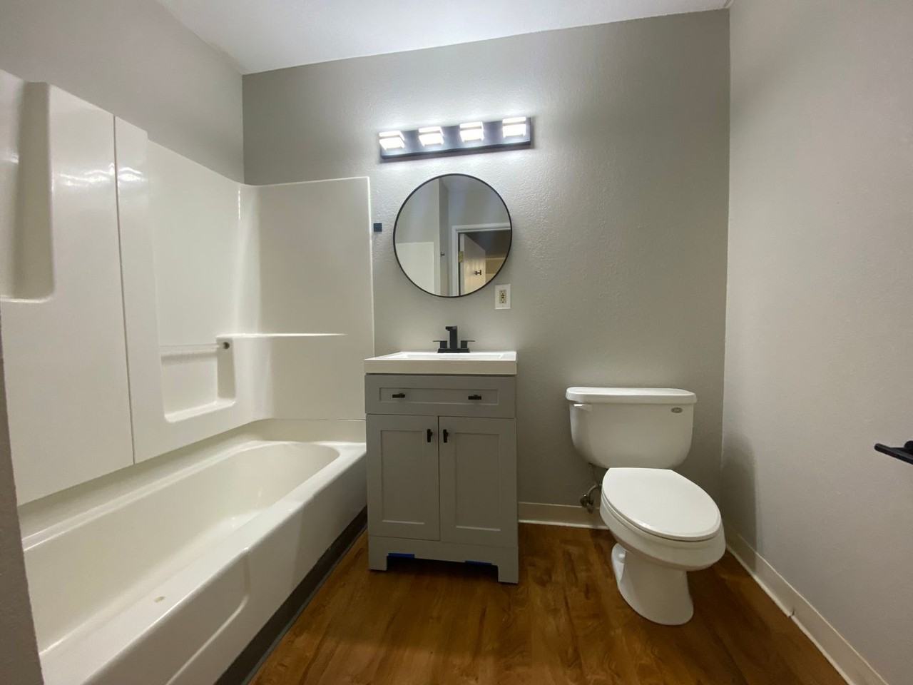 Raintree Apartments - Photo 6 of 18