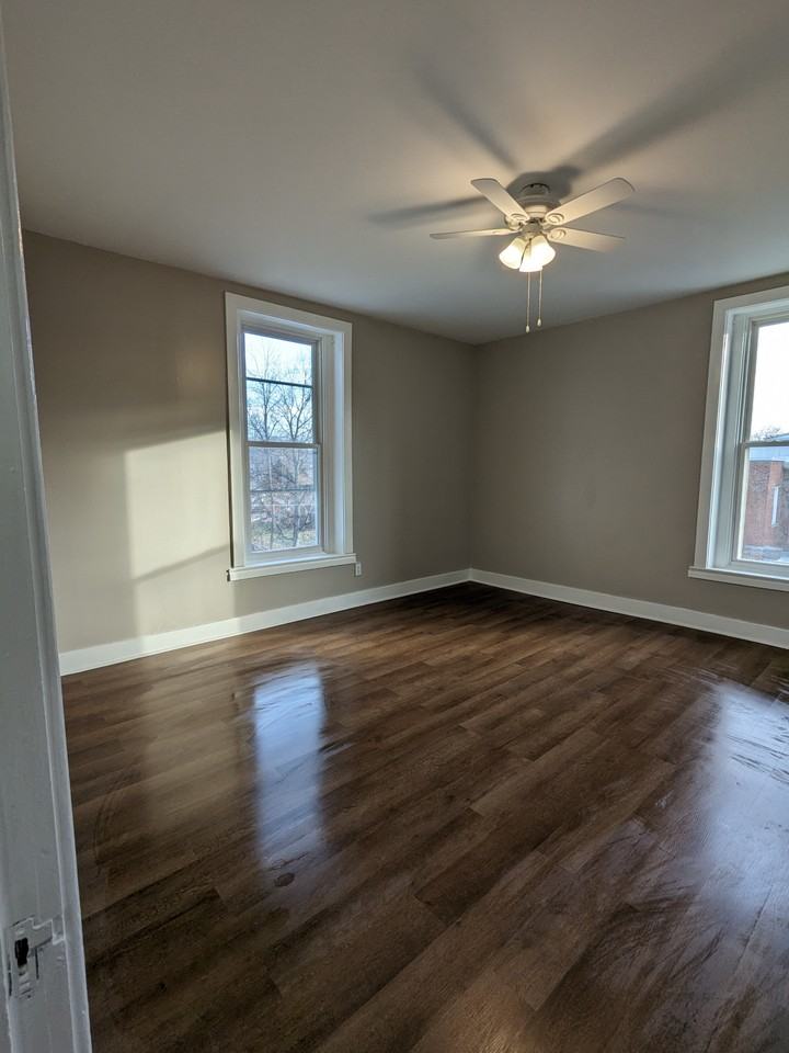 4619 Louisville Ave #3 - Photo 3 of 17