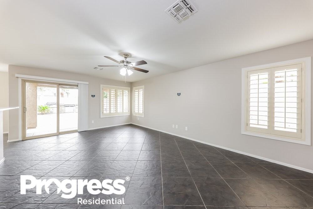 15837 W Ironwood St - Photo 3 of 16