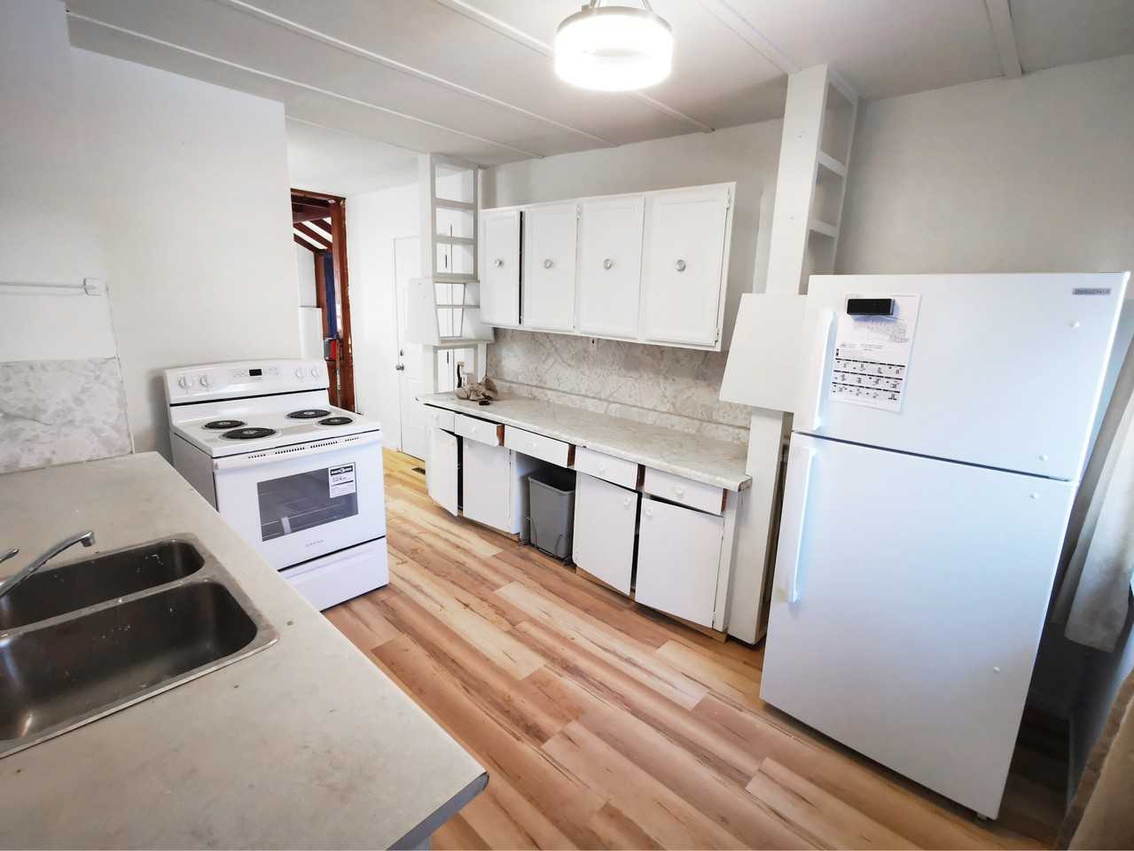 710 8th St E - Photo 2 of 14