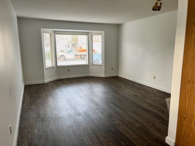 23404 Whippoorwill Avenue - Photo 3 of 15