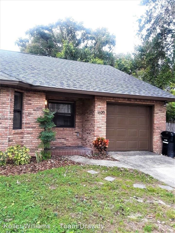 1620 Asher Ln - Photo 3 of 18