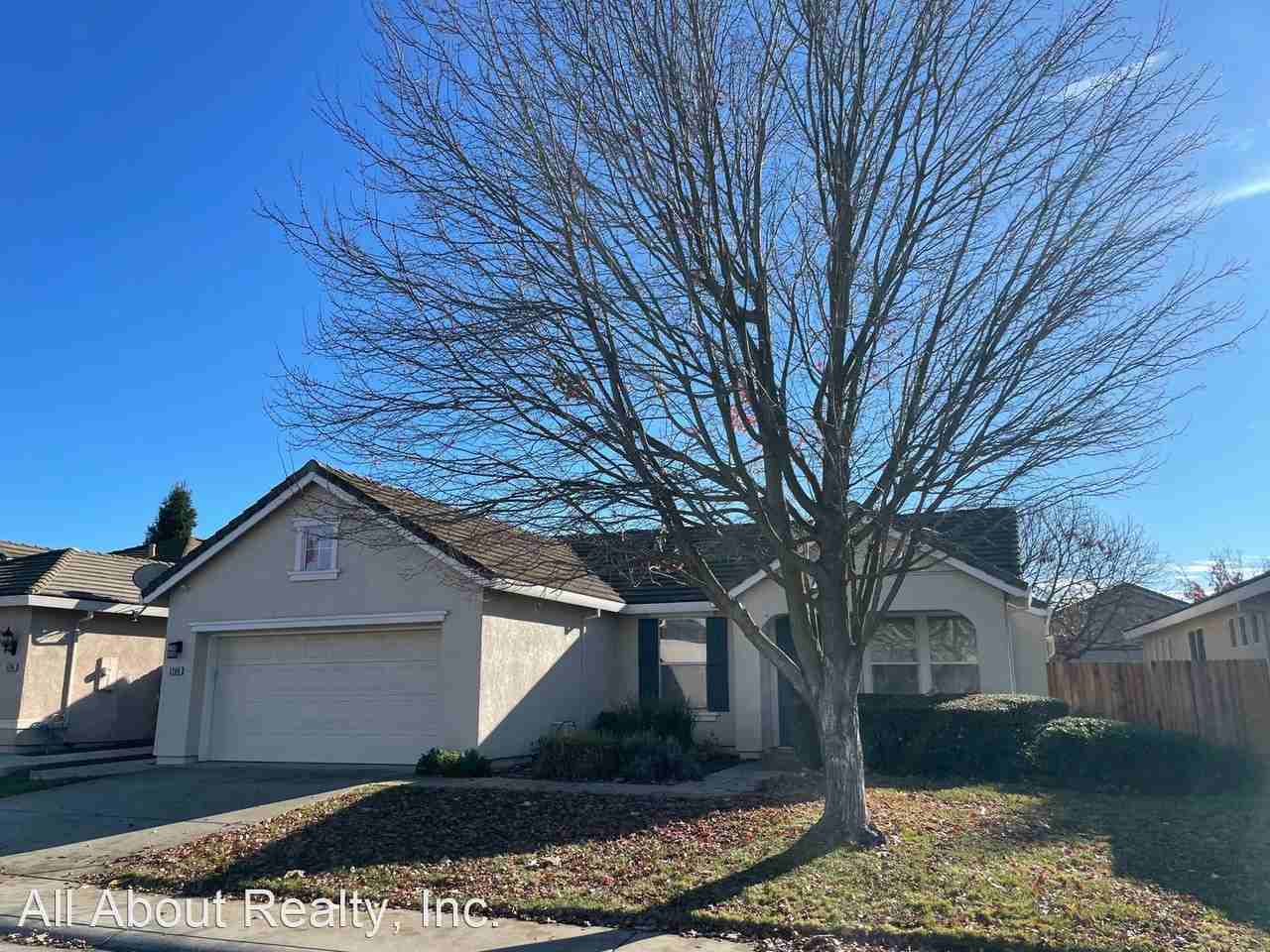 5200 Fox Trotter Way, Elk Grove, CA 95757 3 Bedroom House for 2,195