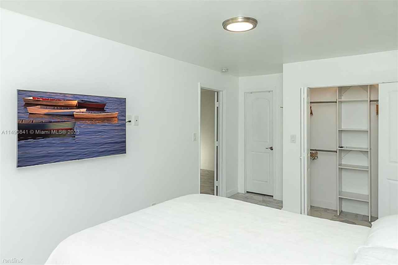 425 Nw 122nd St Fl 33168 - Photo 2 of 7