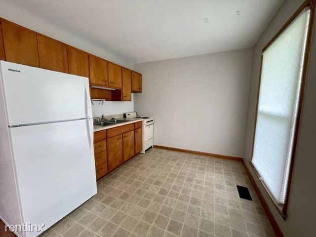 115 Glenwood Dr - Photo 2 of 5