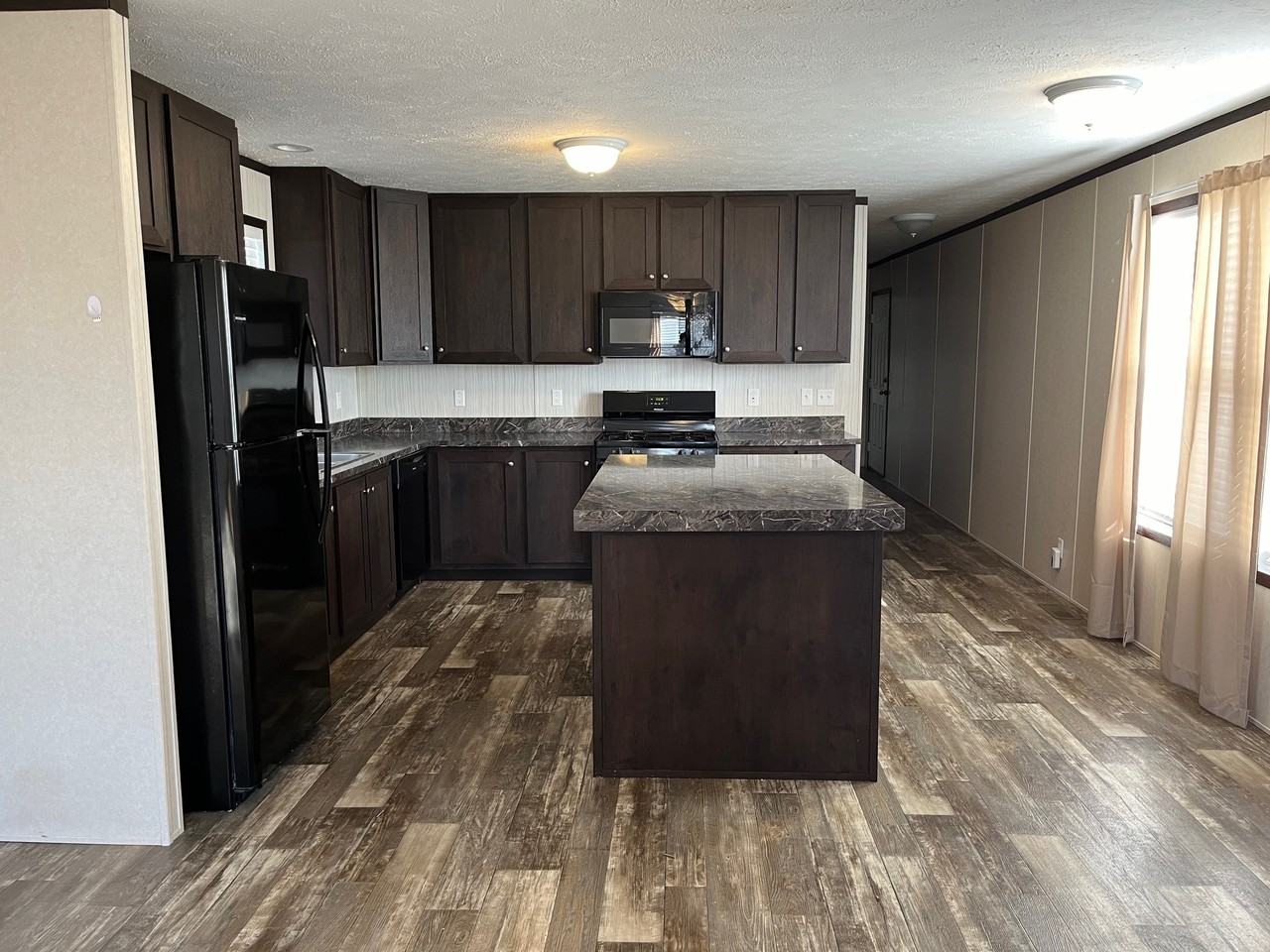 92 Nettie Ave #92 - Photo 2 of 12