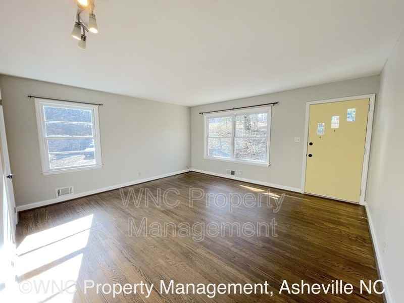 78 Providence Rd - Photo 2 of 9