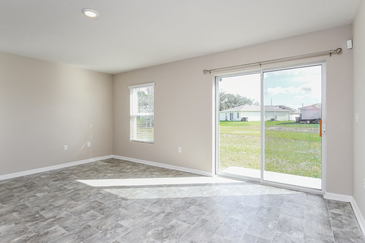 1162 Hudson Harbor Ln - Photo 2 of 16