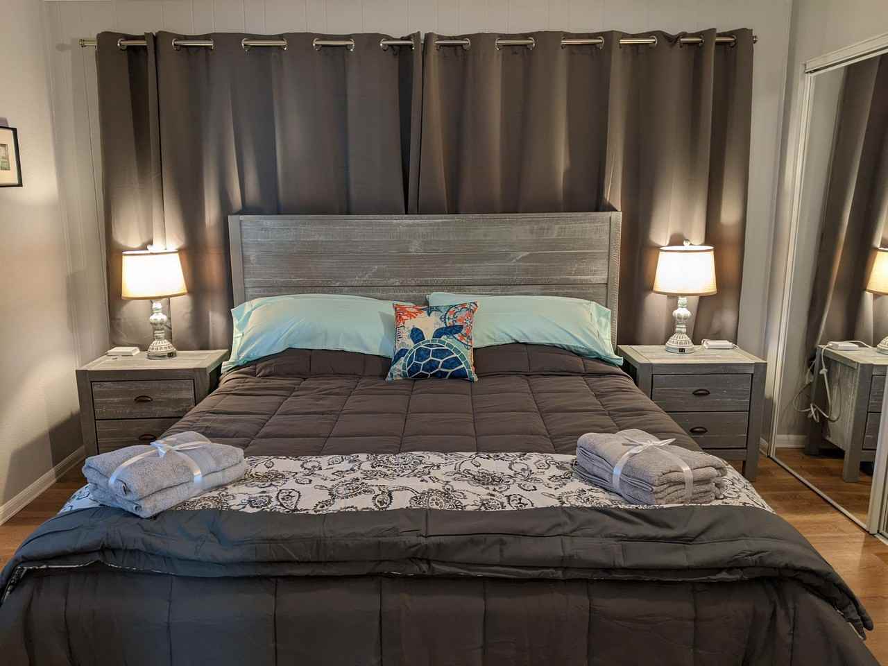 181B Pine Grove Ln Frnt Door - Photo 2 of 15