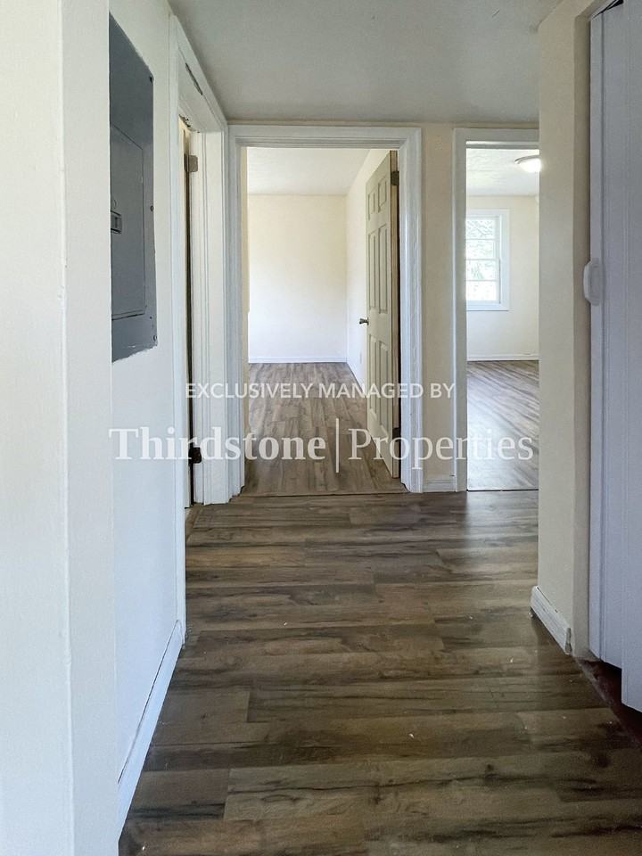 1431 West 18th Street - Photo 7 of 16