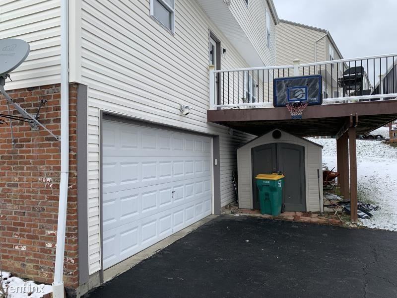 618 Turnberry Ln - Photo 2 of 28