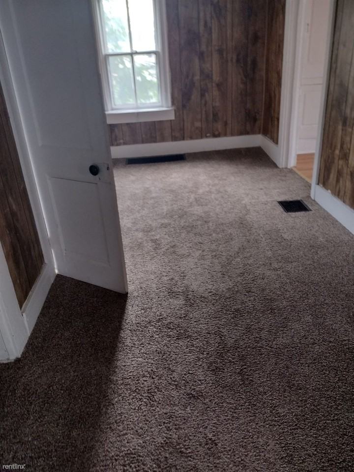 405 New St - Photo 3 of 10