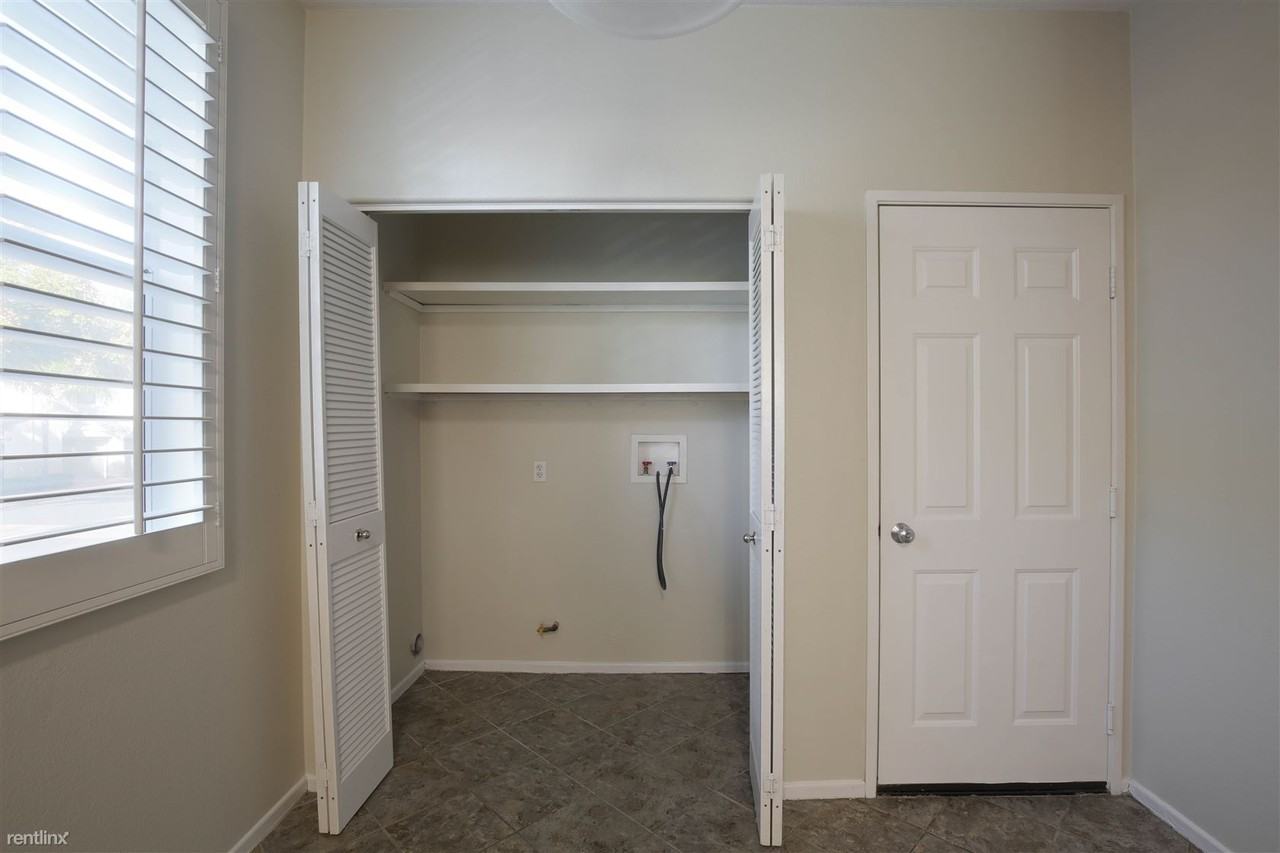 30345 Buccaneer Bay #D - Photo 3 of 29