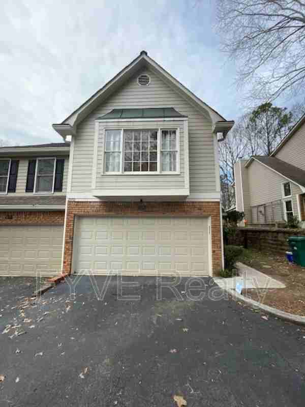 2970 Woodruff Dr Se - Photo 3 of 50