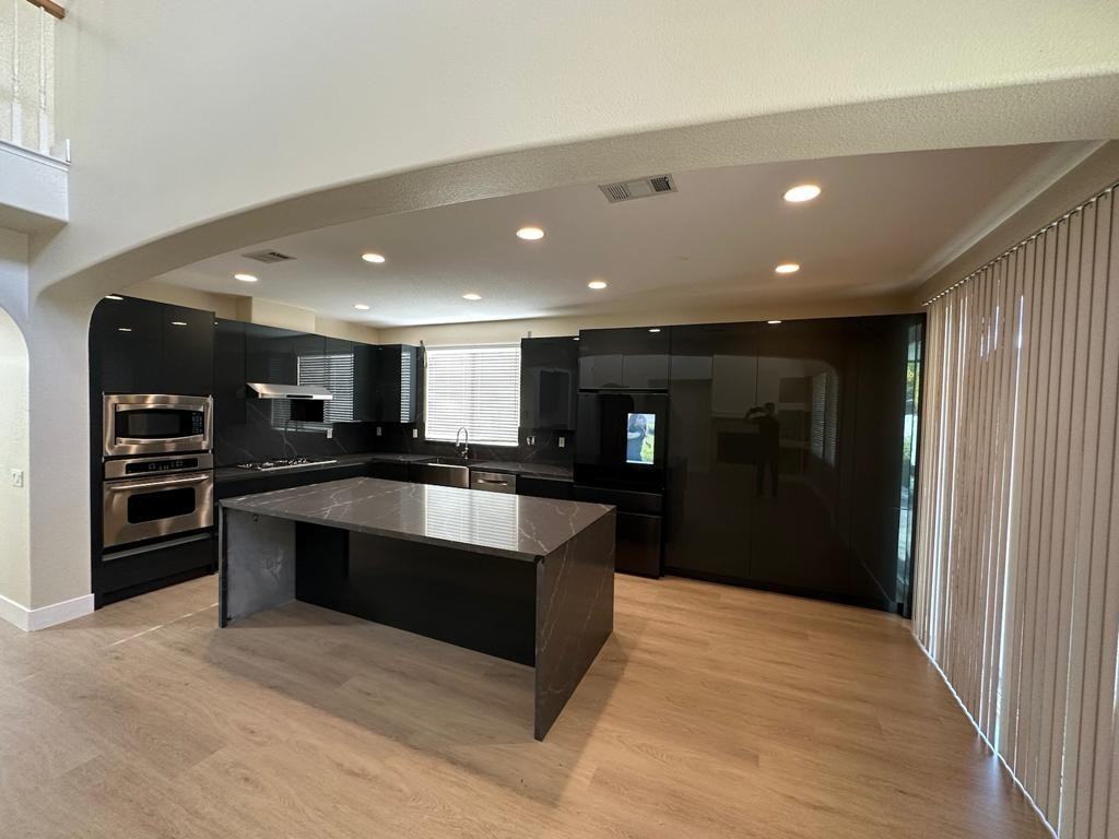 45811 Honeysuckle Court - Photo 2 of 51