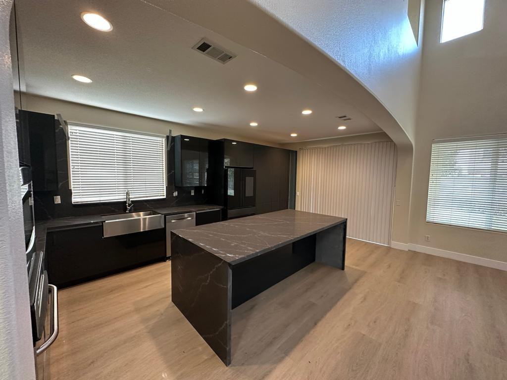 45811 Honeysuckle Court - Photo 6 of 51